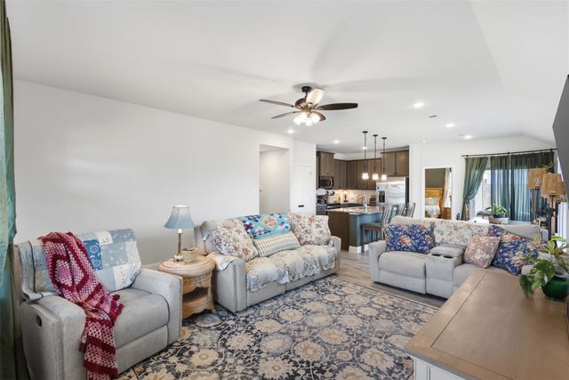 103 Olivia Street, Hillsboro, TX 76645