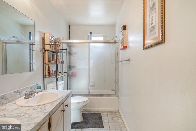 2254 CLIFFORD AVE, Atco, NJ 08004