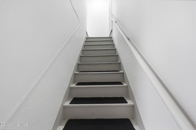 200 Queen Street, Elizabeth City, NC 27909