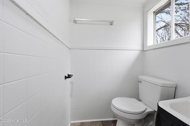 200 Queen Street, Elizabeth City, NC 27909