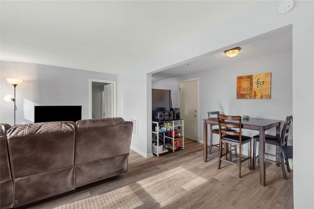 38 N PARK Row, Erie, PA 16501