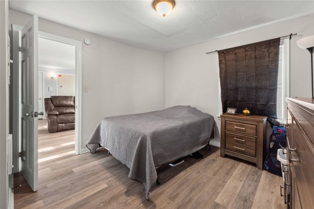 38 N PARK Row, Erie, PA 16501