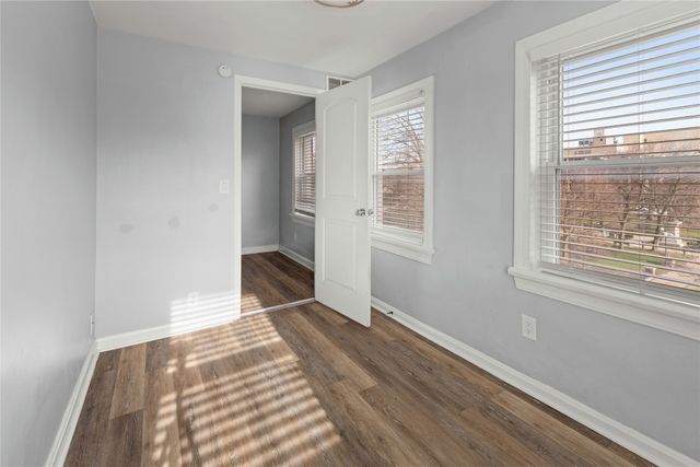 38 N PARK Row, Erie, PA 16501