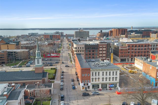 38 N PARK Row, Erie, PA 16501