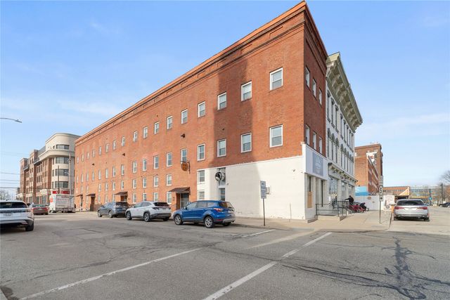 38 N PARK Row, Erie, PA 16501