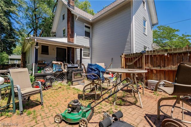 323 2nd Street NE, Massillon, OH 44646