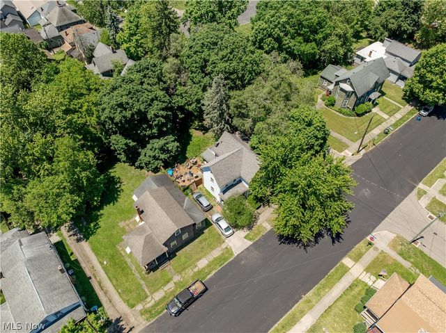 323 2nd Street NE, Massillon, OH 44646