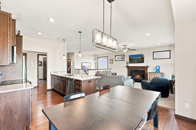 965 Aspen Circle, Watertown, MN 55388