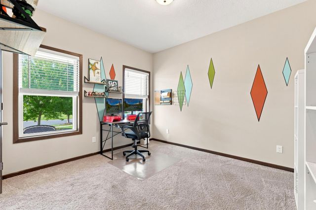965 Aspen Circle, Watertown, MN 55388