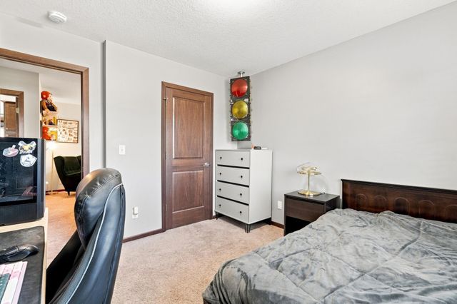 965 Aspen Circle, Watertown, MN 55388