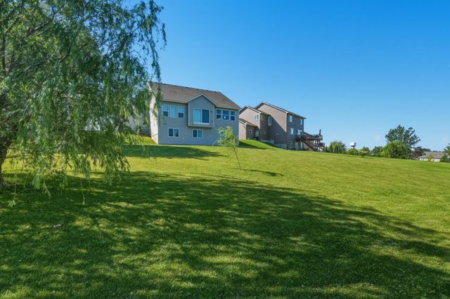 965 Aspen Circle, Watertown, MN 55388
