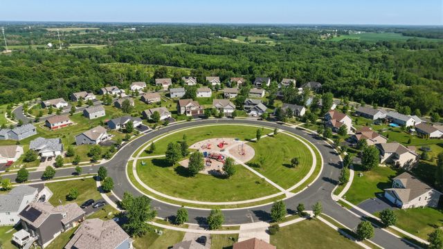 965 Aspen Circle, Watertown, MN 55388