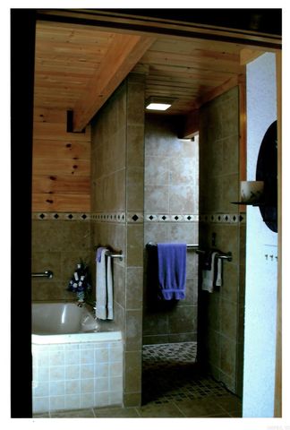 30 lodge road Road, Glenwood, AR 71943