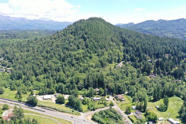 19817 Anderson Road, Mount Vernon, WA 98274