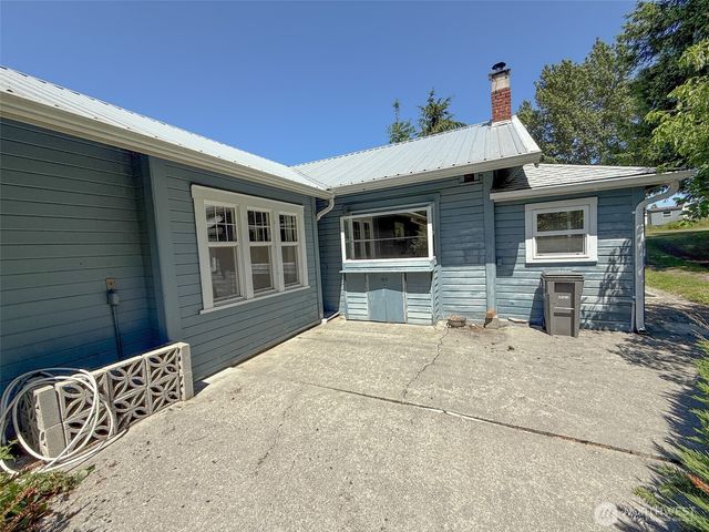 19817 Anderson Road, Mount Vernon, WA 98274