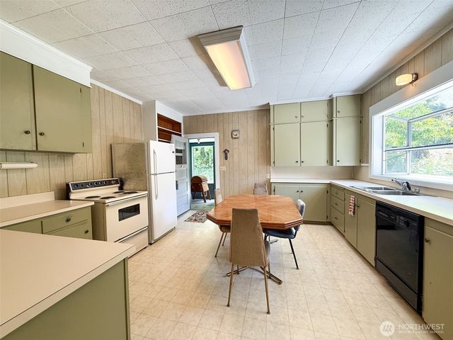 19817 Anderson Road, Mount Vernon, WA 98274