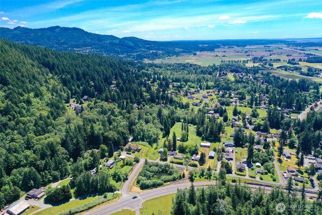 19817 Anderson Road, Mount Vernon, WA 98274