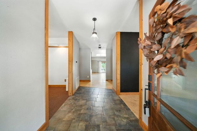 729 Dogwood Lane, Mccloud, CA 96057