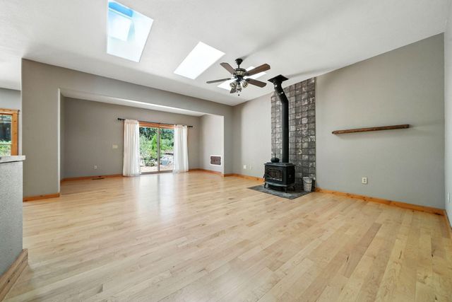 729 Dogwood Lane, Mccloud, CA 96057