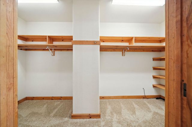 729 Dogwood Lane, Mccloud, CA 96057