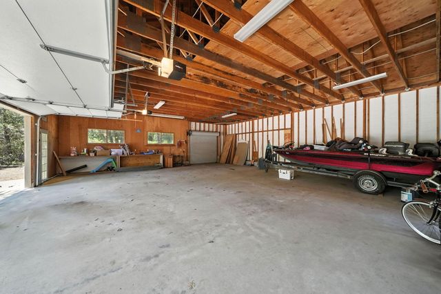 729 Dogwood Lane, Mccloud, CA 96057