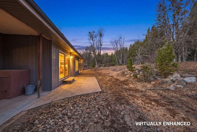 729 Dogwood Lane, Mccloud, CA 96057