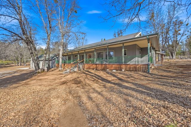 729 Dogwood Lane, Mccloud, CA 96057