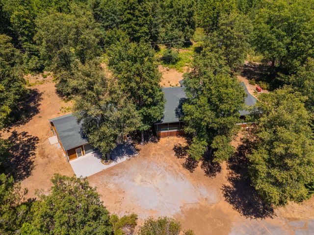 729 Dogwood Lane, Mccloud, CA 96057