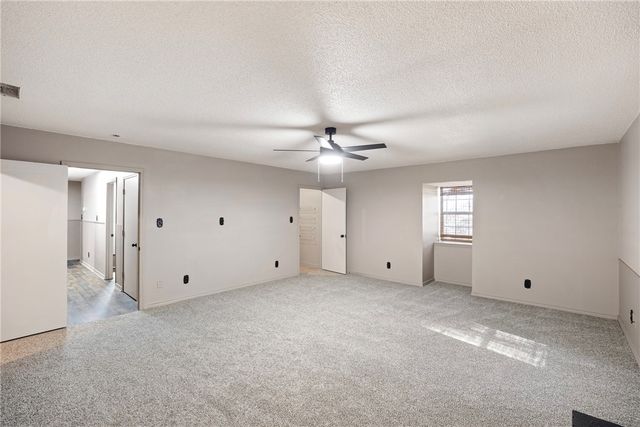 918 S Inglewood Avenue, Russellville, AR 72801