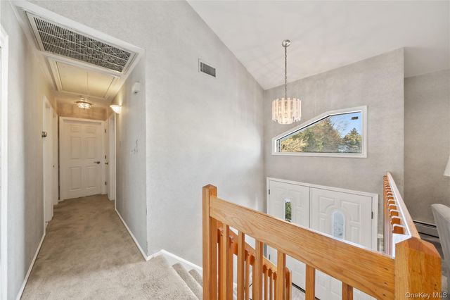 20 Mountainview Avenue, Airmont, NY 10901