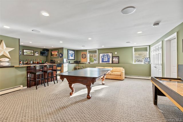 20 Mountainview Avenue, Airmont, NY 10901