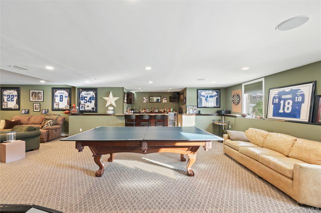 20 Mountainview Avenue, Airmont, NY 10901