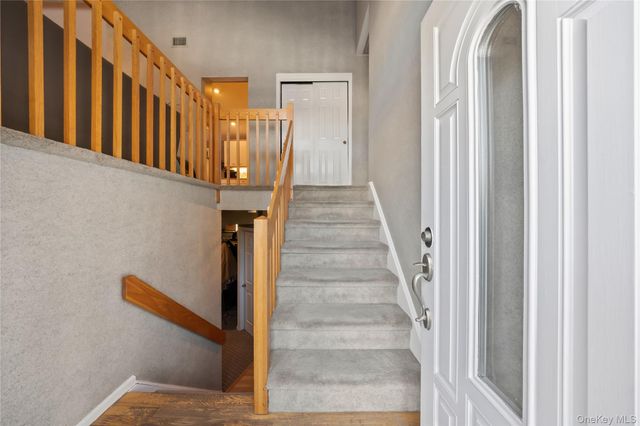 20 Mountainview Avenue, Airmont, NY 10901