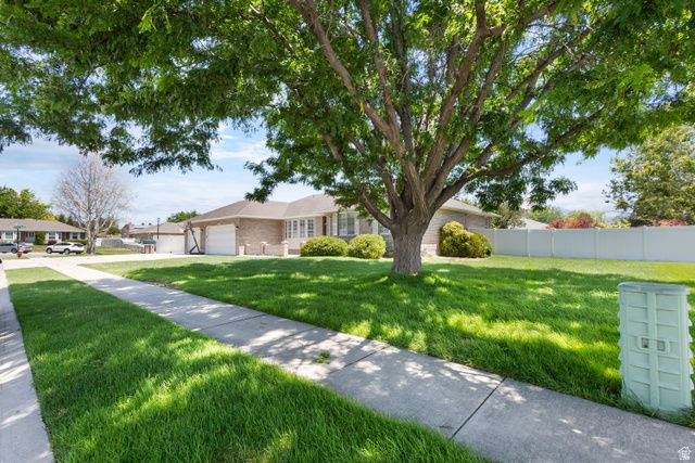 10469 S 2330 W, South Jordan, UT 84095