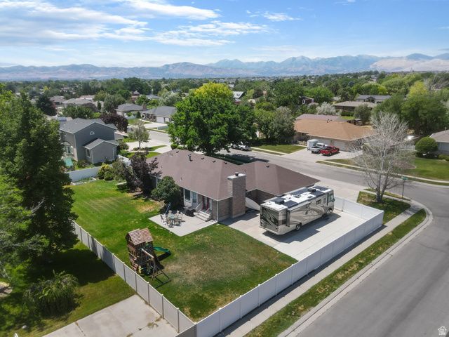10469 S 2330 W, South Jordan, UT 84095