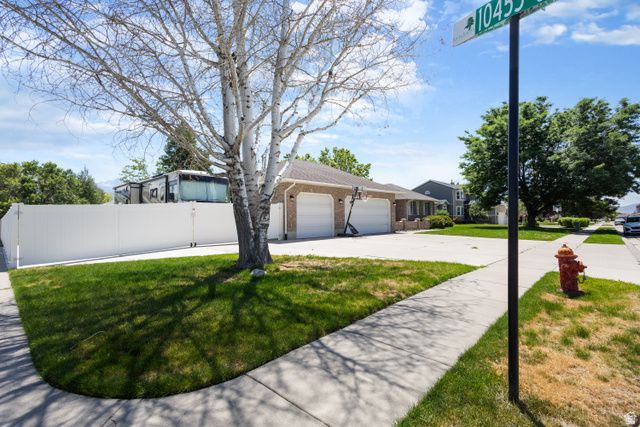 10469 S 2330 W, South Jordan, UT 84095