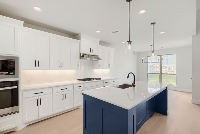 11729 Wildwood Street, Justin, TX 76247