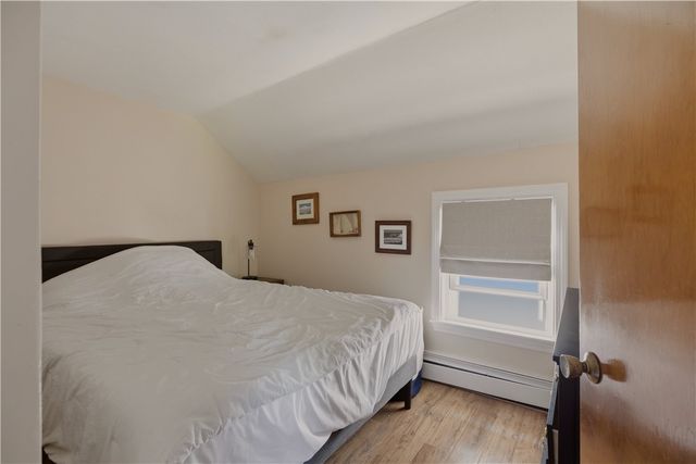 6 Murphy Avenue, Bristol, RI 02809