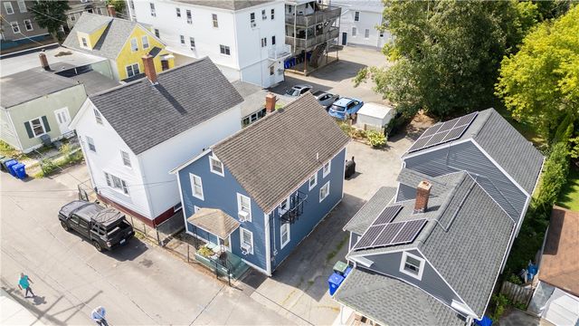 6 Murphy Avenue, Bristol, RI 02809