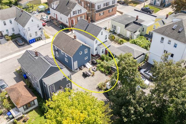 6 Murphy Avenue, Bristol, RI 02809