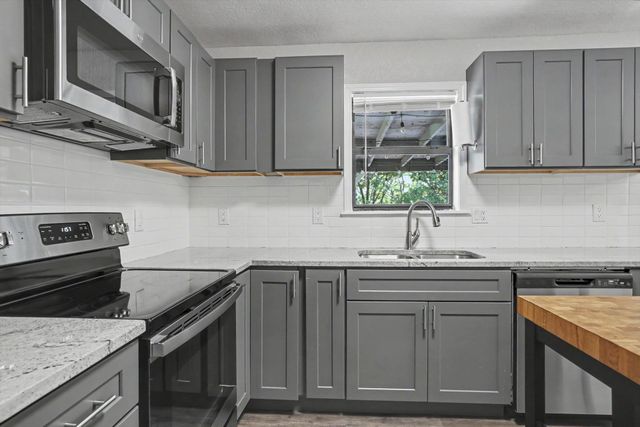 2107 Timber Hill Drive, Sapulpa, OK 74066