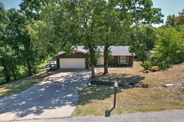 2107 Timber Hill Drive, Sapulpa, OK 74066