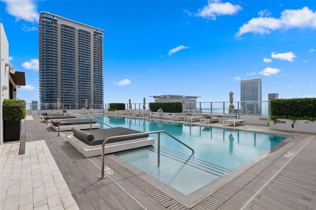 1010 Brickell Ave 1411, Miami, FL 33131