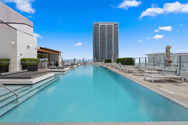1010 Brickell Ave 1411, Miami, FL 33131