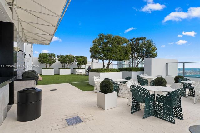 1010 Brickell Ave 1411, Miami, FL 33131