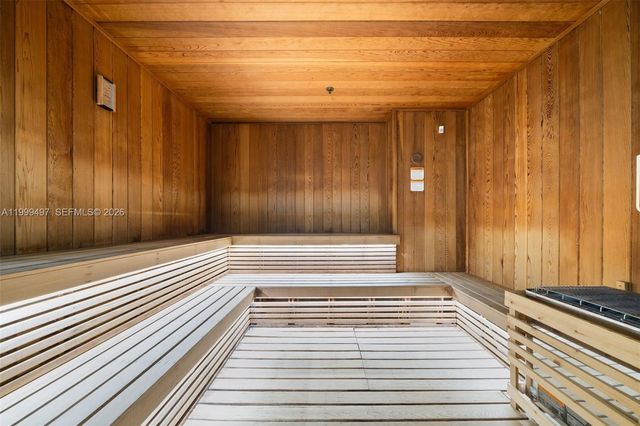 1010 Brickell Ave 1411, Miami, FL 33131