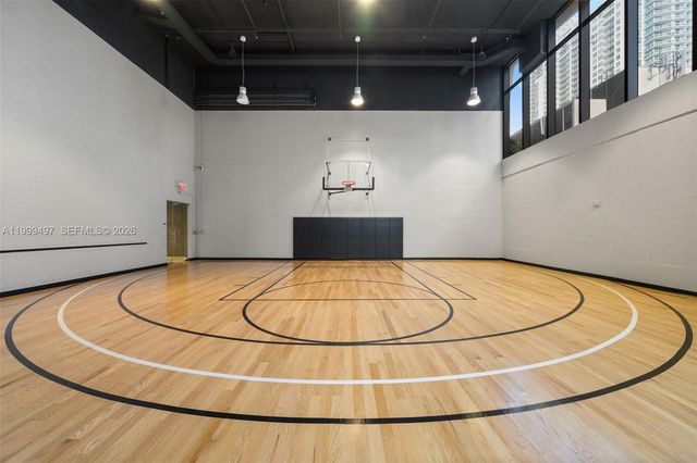 1010 Brickell Ave 1411, Miami, FL 33131