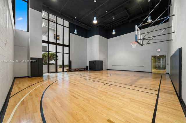 1010 Brickell Ave 1411, Miami, FL 33131