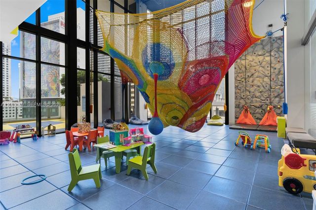 1010 Brickell Ave 1411, Miami, FL 33131