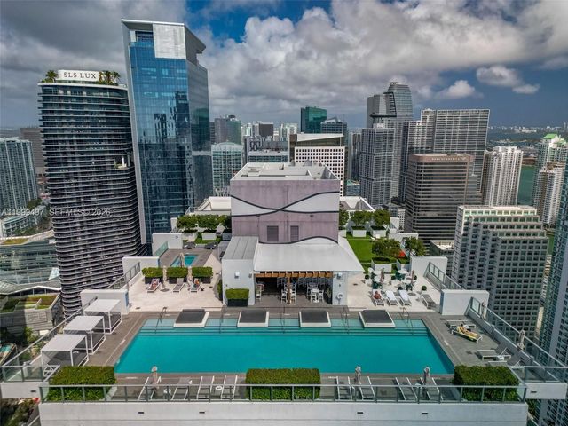 1010 Brickell Ave 1411, Miami, FL 33131
